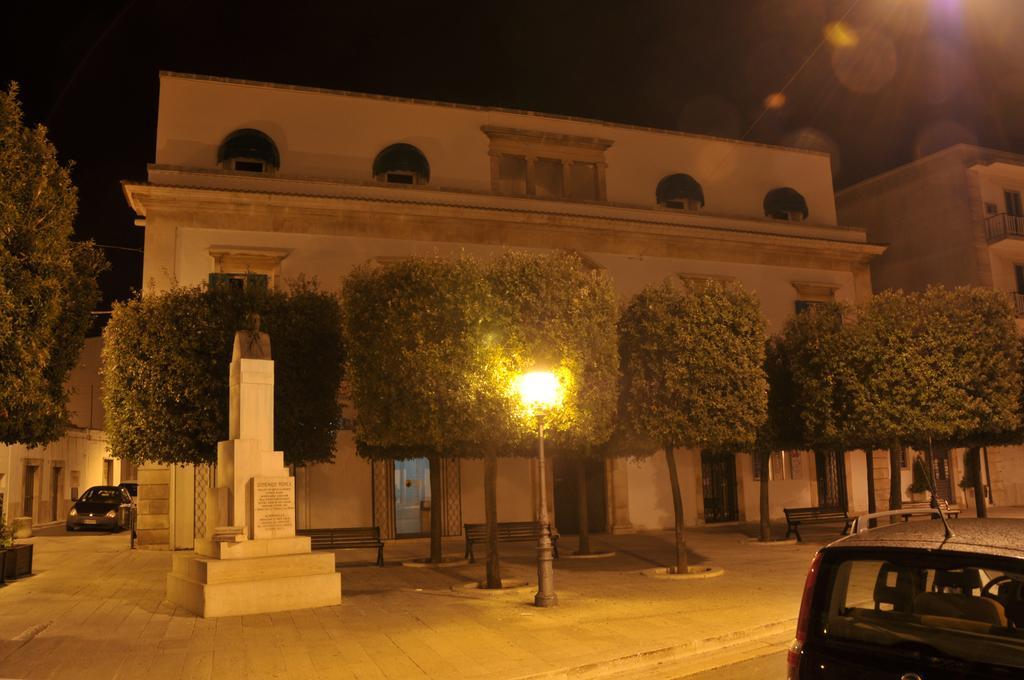 Palazzo Agrusti - Residenza D'Epoca Bed & Breakfast Alberobello Luaran gambar